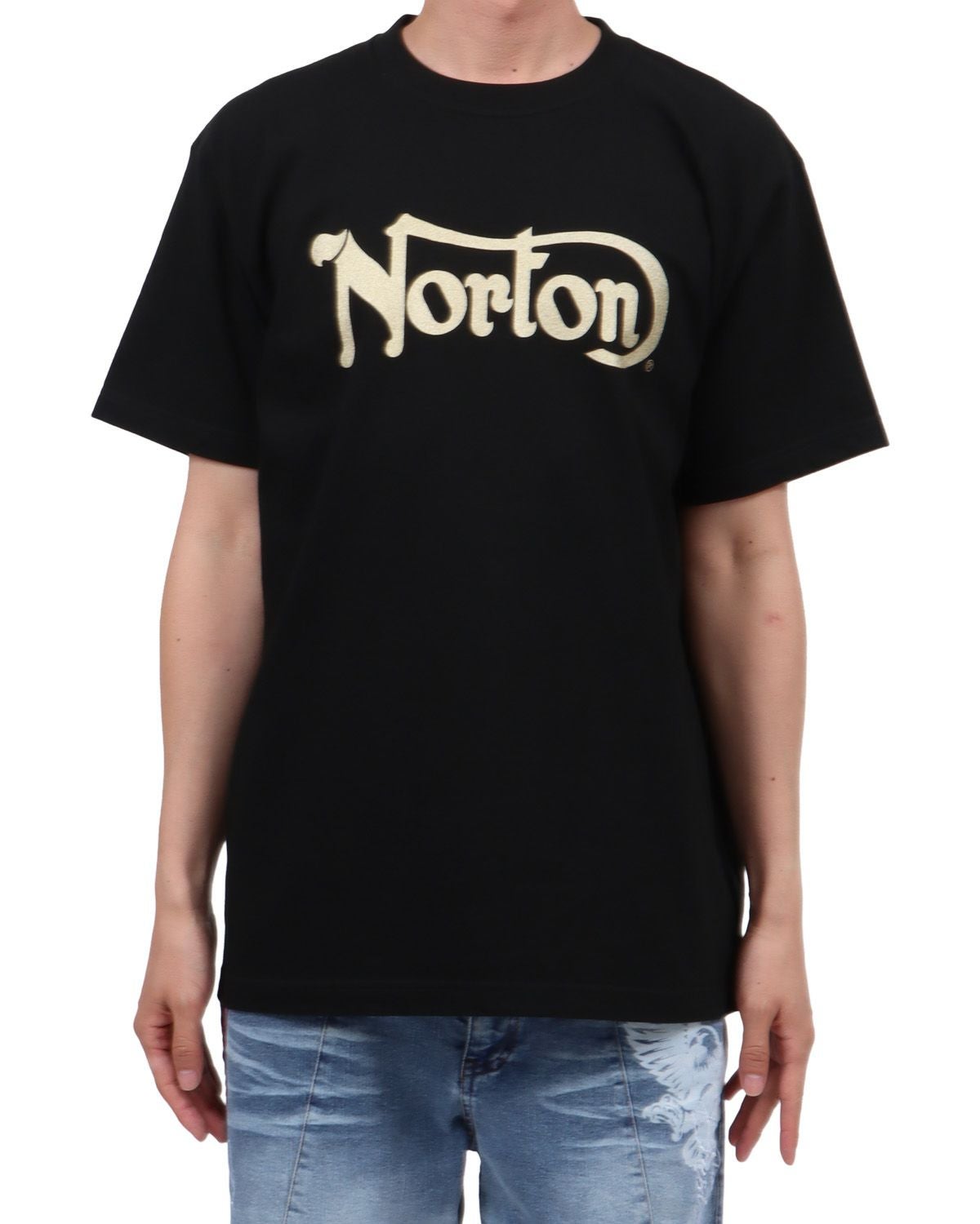 ゴールド：174cm62kg(Lサイズ着用)