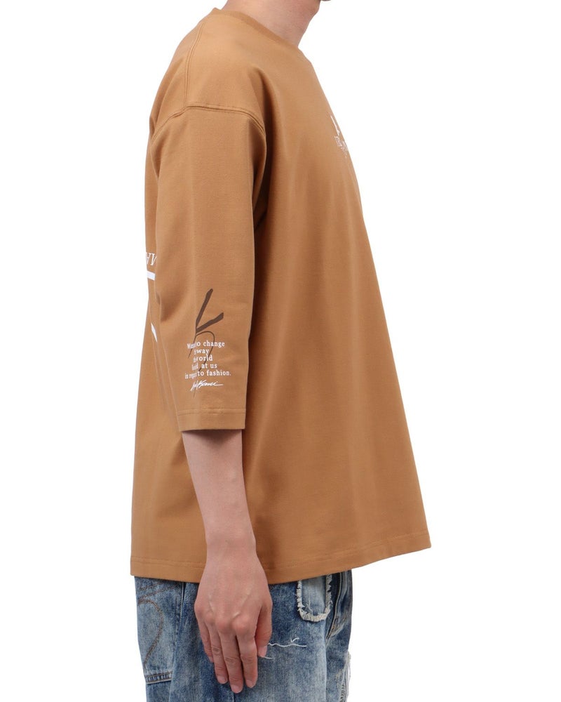 ベージュ：174cm62kg(Lサイズ着用)