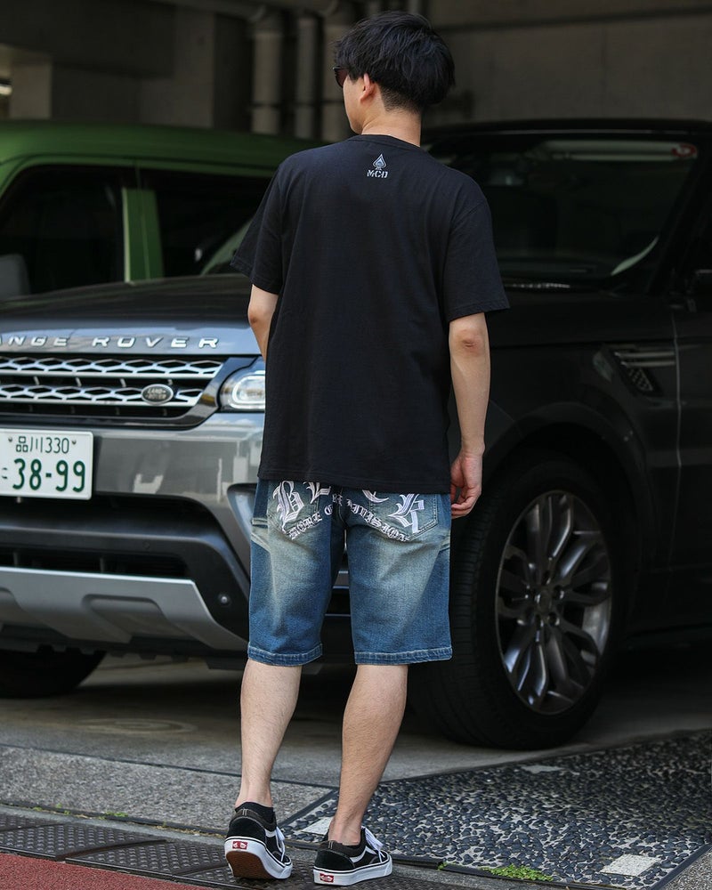 インディゴ:173cm63kg(Lサイズ着用)