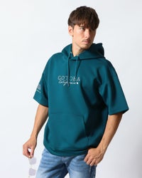 エメラルドグリーン：180cm/70kg(Lサイズ着用)