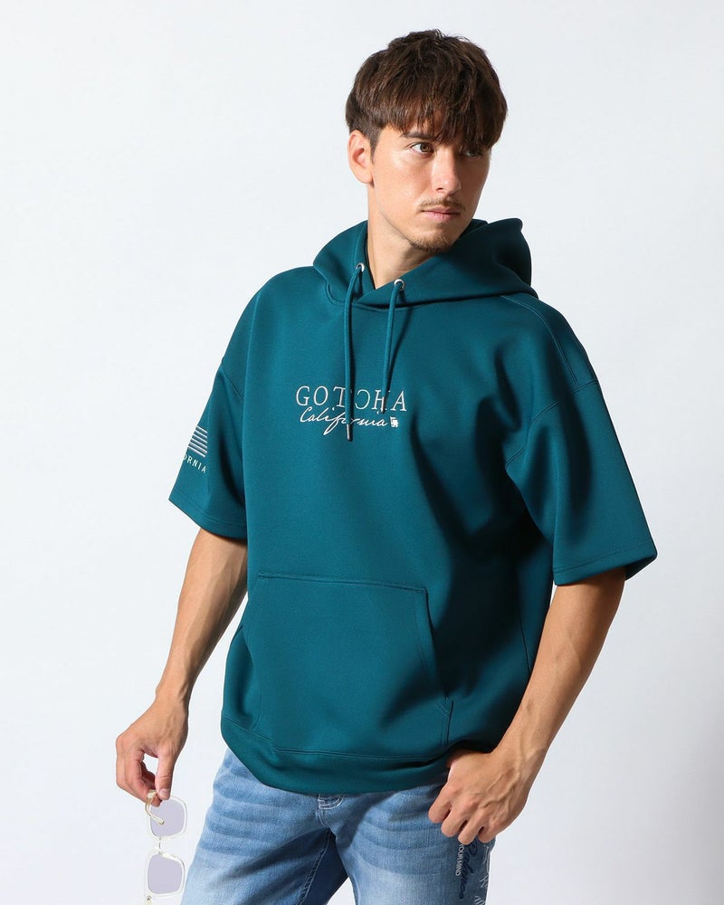 エメラルドグリーン：180cm/70kg(Lサイズ着用)