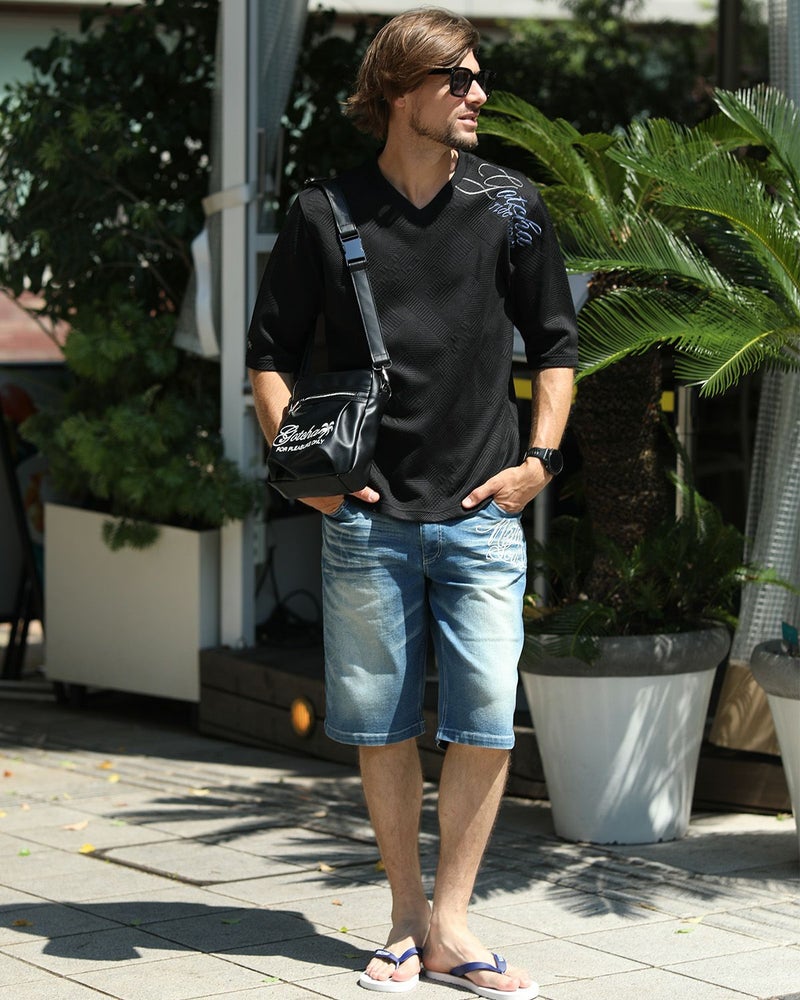 ブラック:183cm70kg(Lサイズ着用)