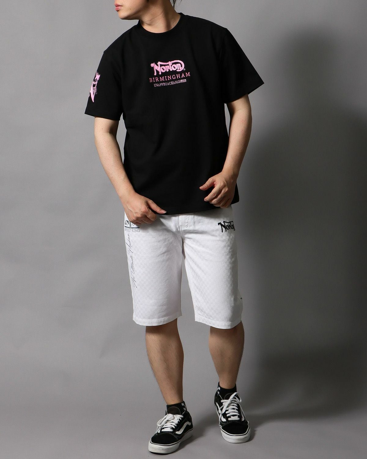 ブラック：178cm/75kg(Lサイズ着用)