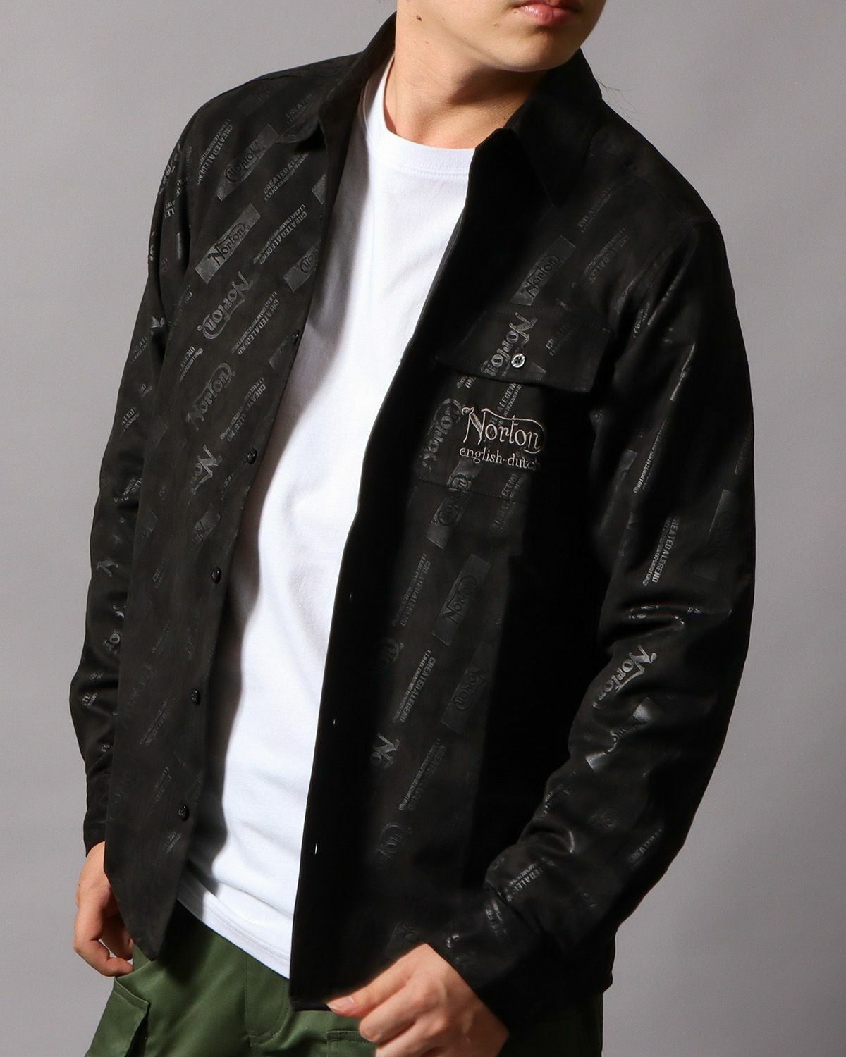 ブラック：178cm/75kg(Lサイズ着用)