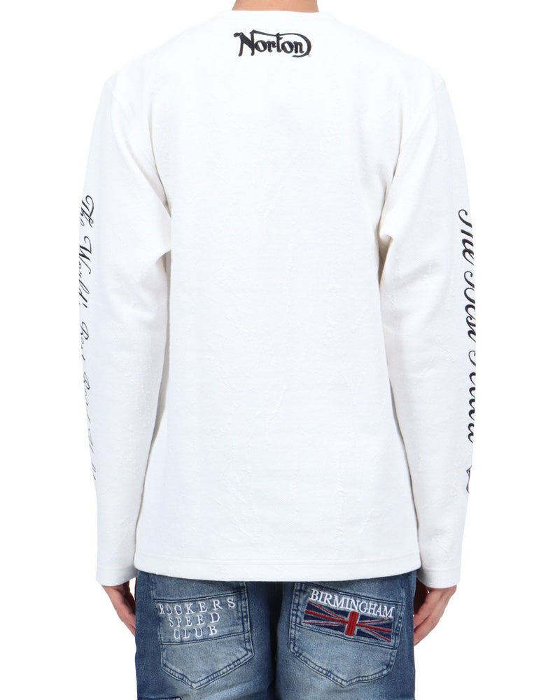 ホワイト：174cm62kg(Lサイズ着用)