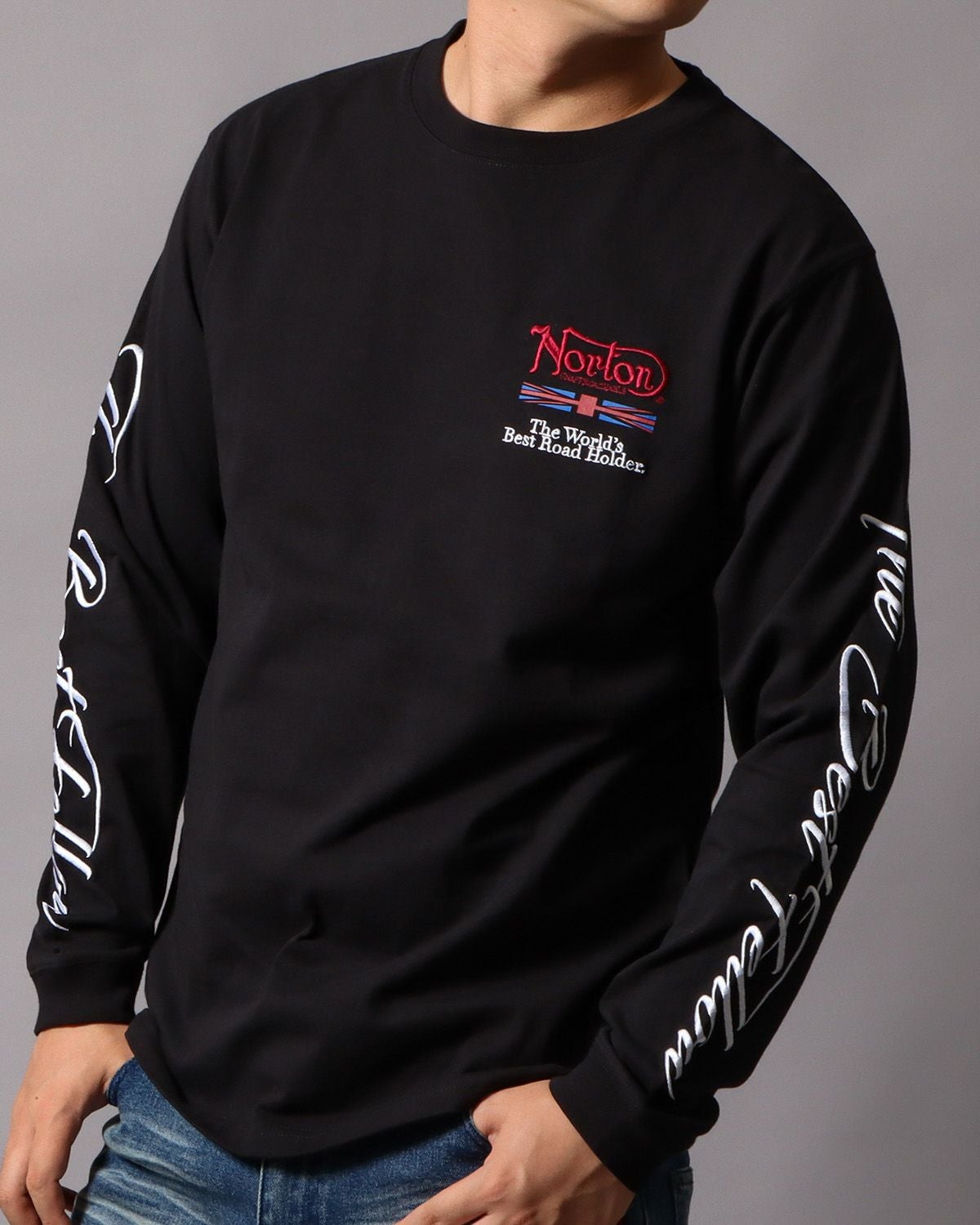 ブラック：178cm/75kg(Lサイズ着用)