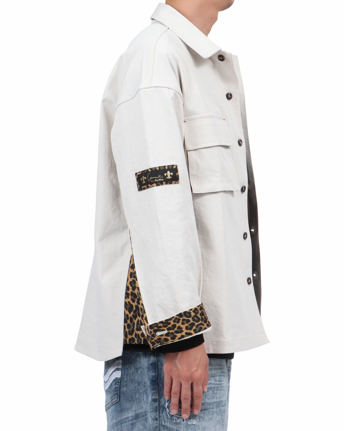 オフホワイト：174cm62kg(Lサイズ着用)