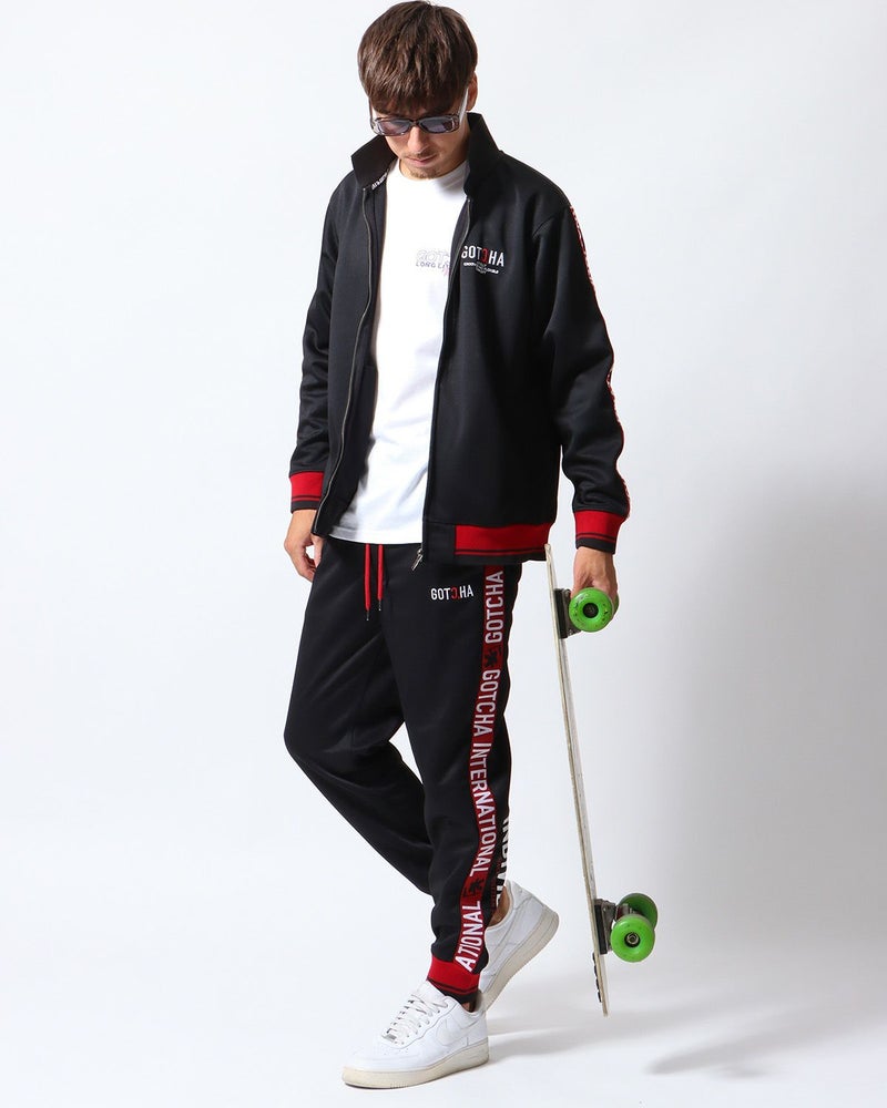 ブラック：180cm/70kg(Lサイズ着用)