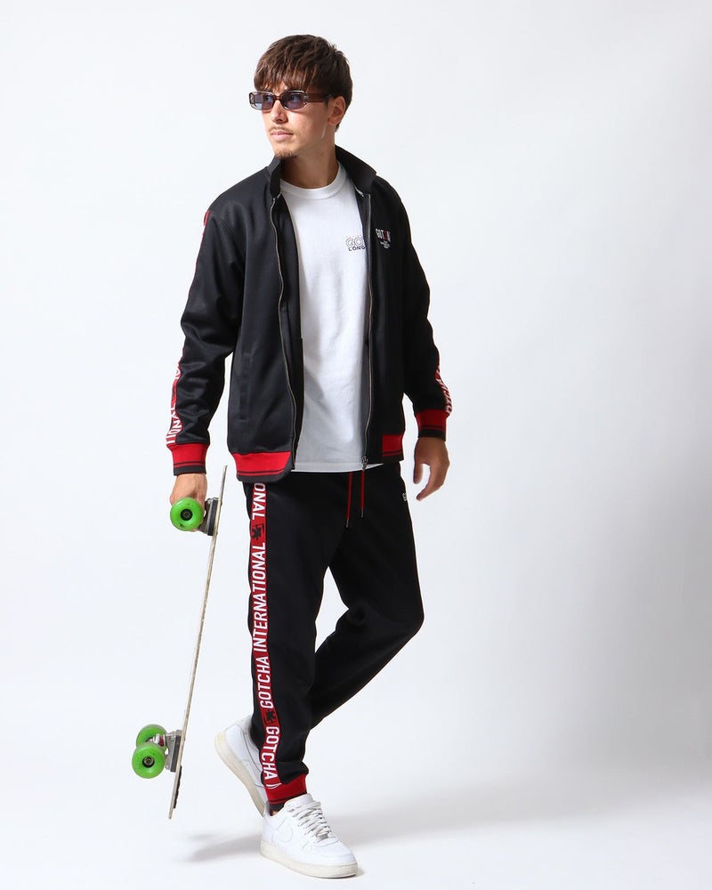 ブラック：180cm/70kg(Lサイズ着用)