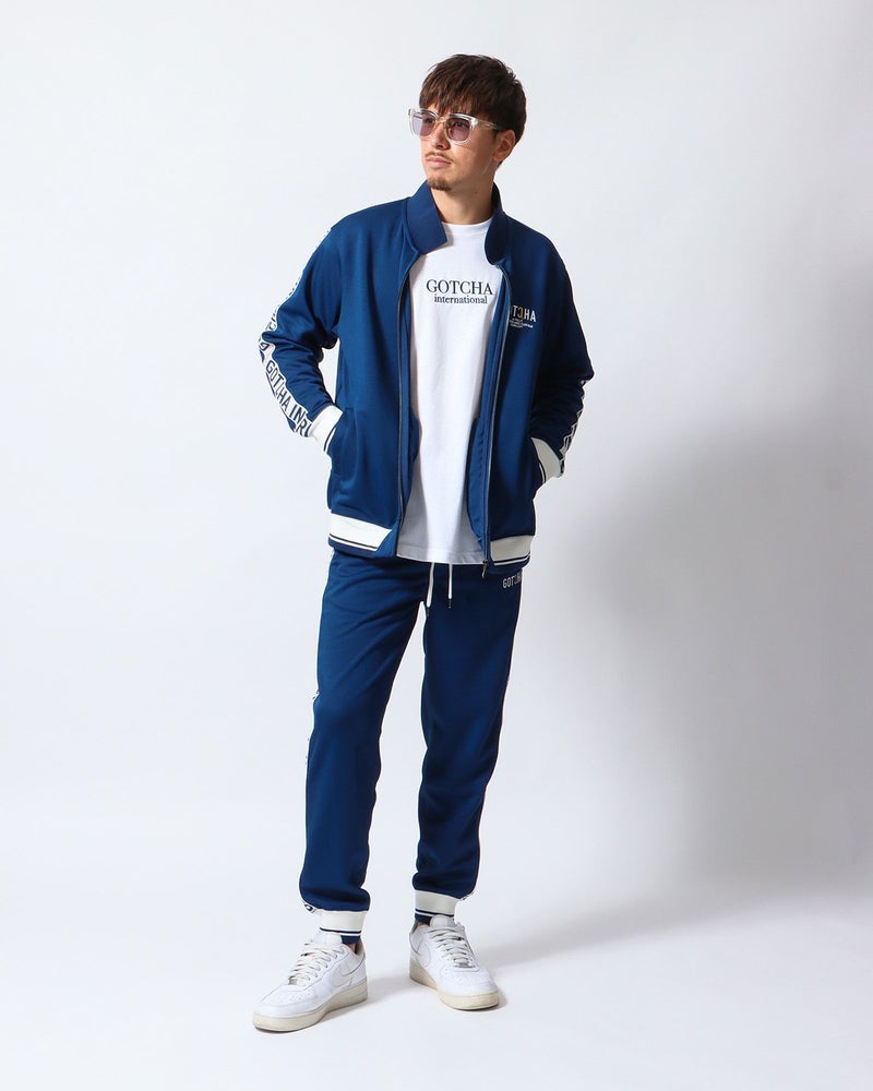 ネイビー：180cm/70kg(Lサイズ着用)