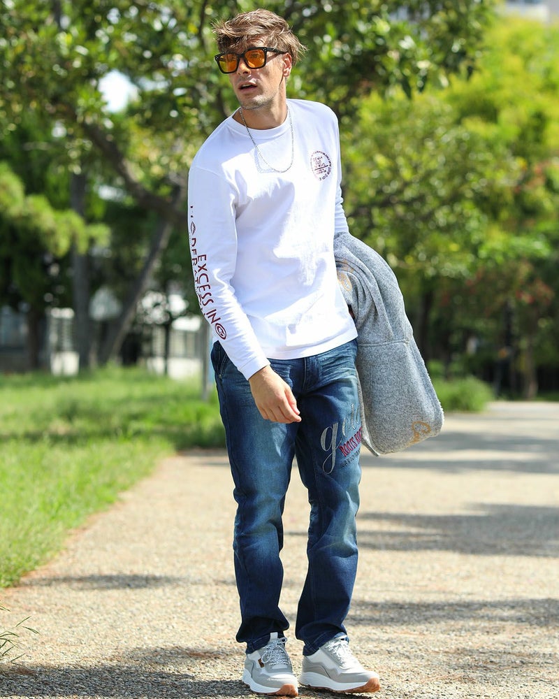 ホワイト:183cm/70kg(Lサイズ着用)