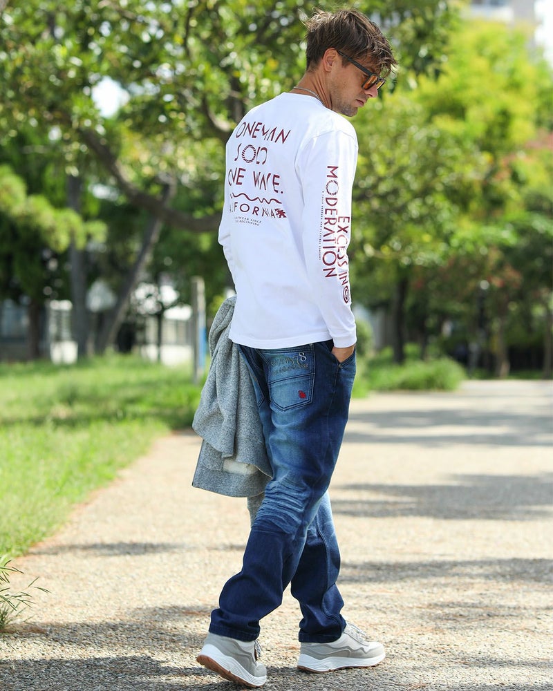 ホワイト：183cm/70kg(Lサイズ着用)