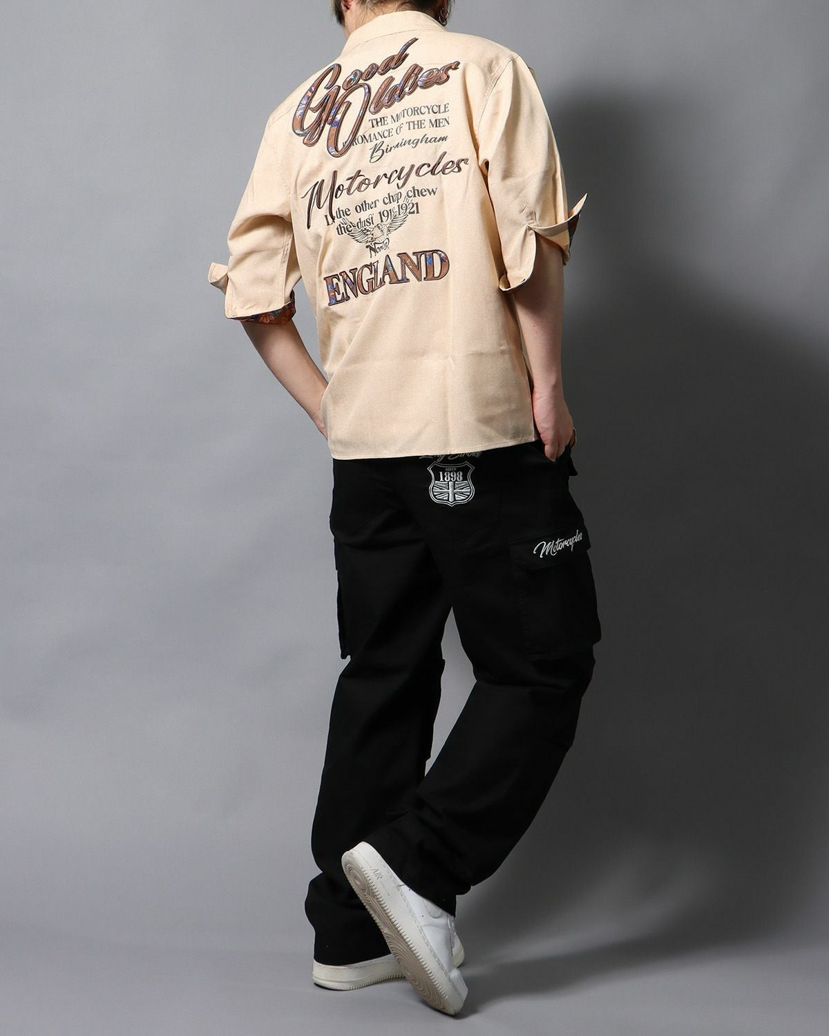 ブラック：178cm/75kg(Lサイズ着用)