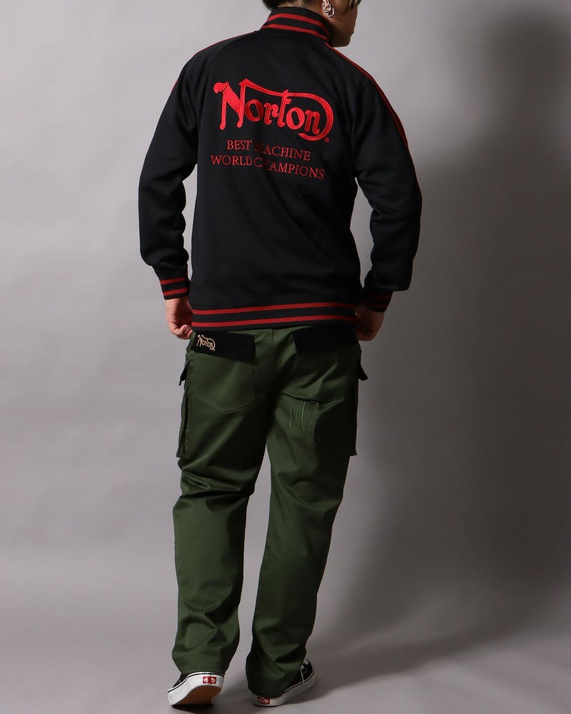 ブラック：178cm/75kg(Lサイズ着用)