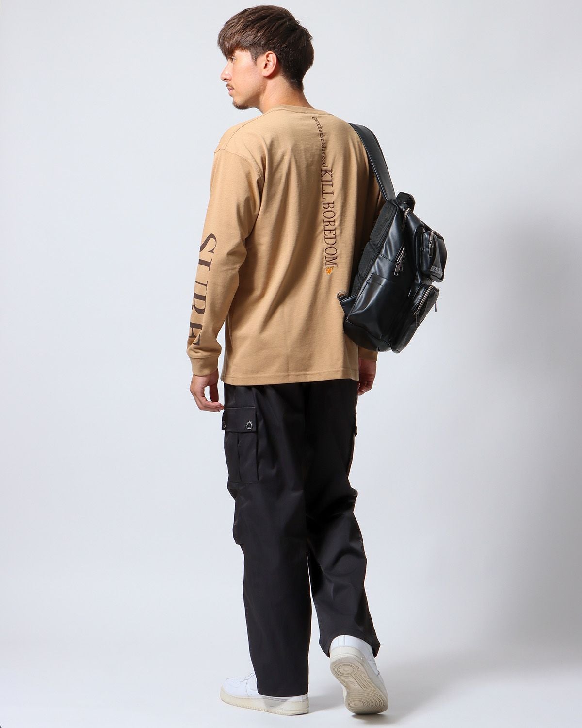 ブラック：180cm/70kg(Lサイズ着用)