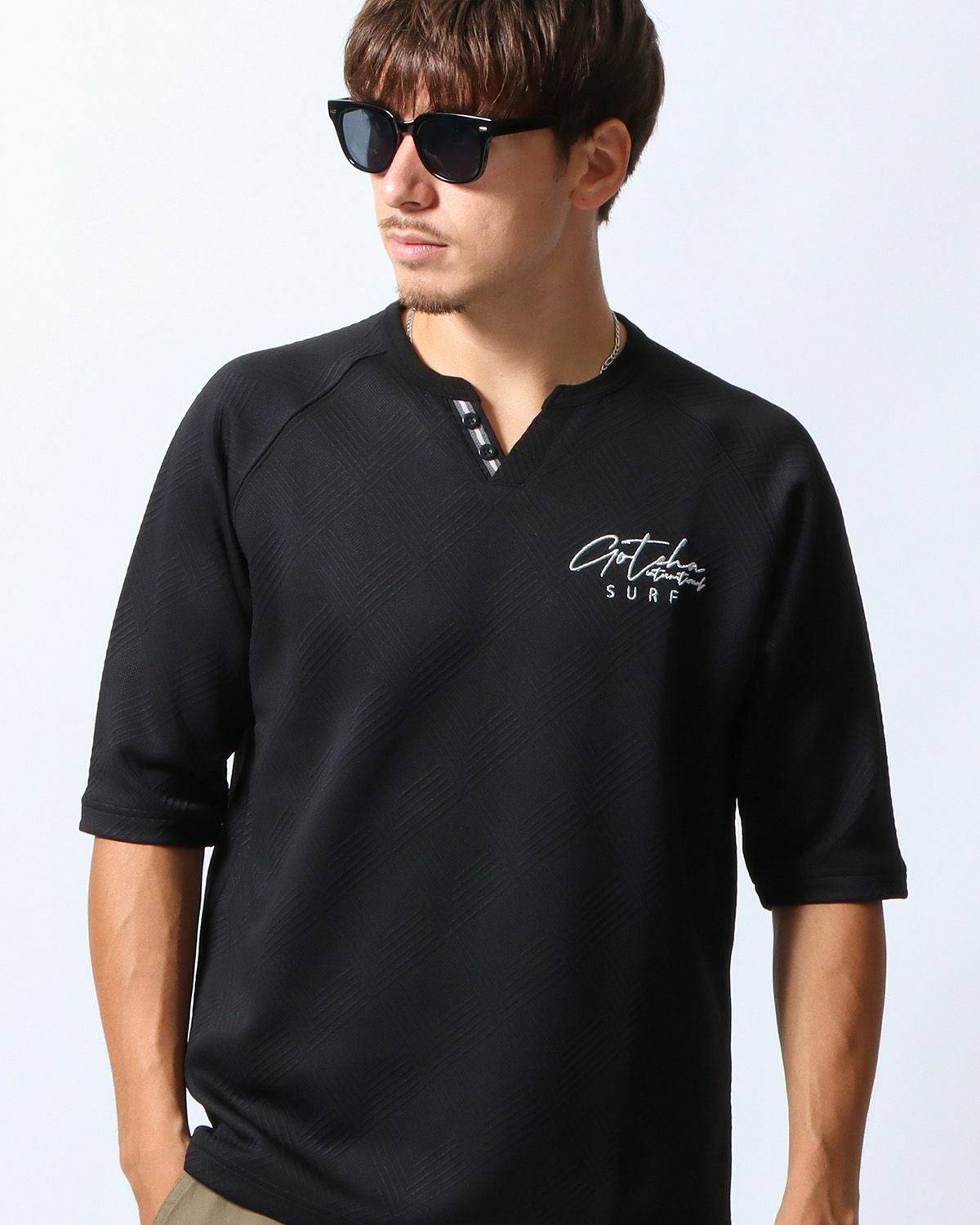 ブラック：180cm/70kg(Lサイズ着用)