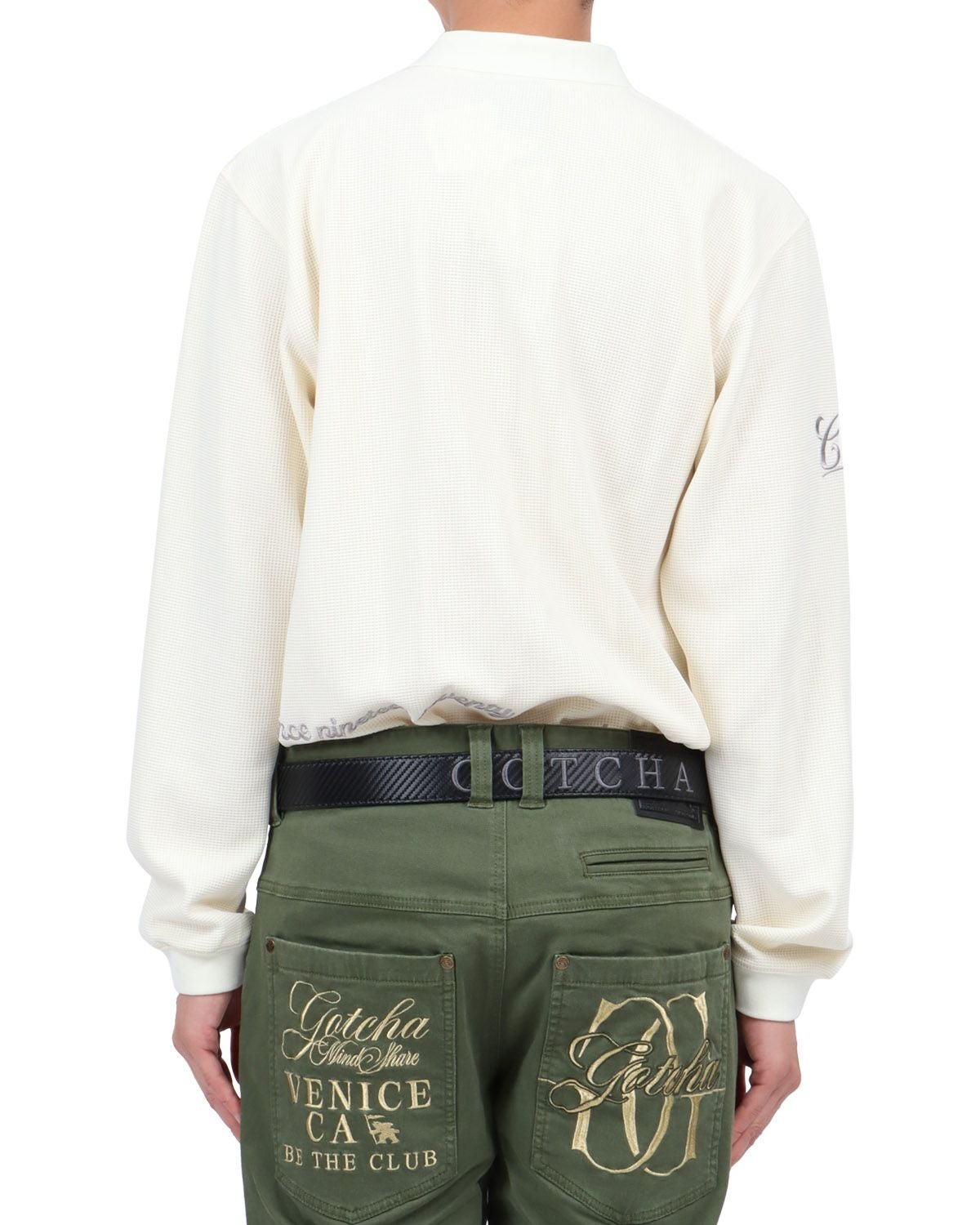 クリーム：174cm62kg(Lサイズ着用)