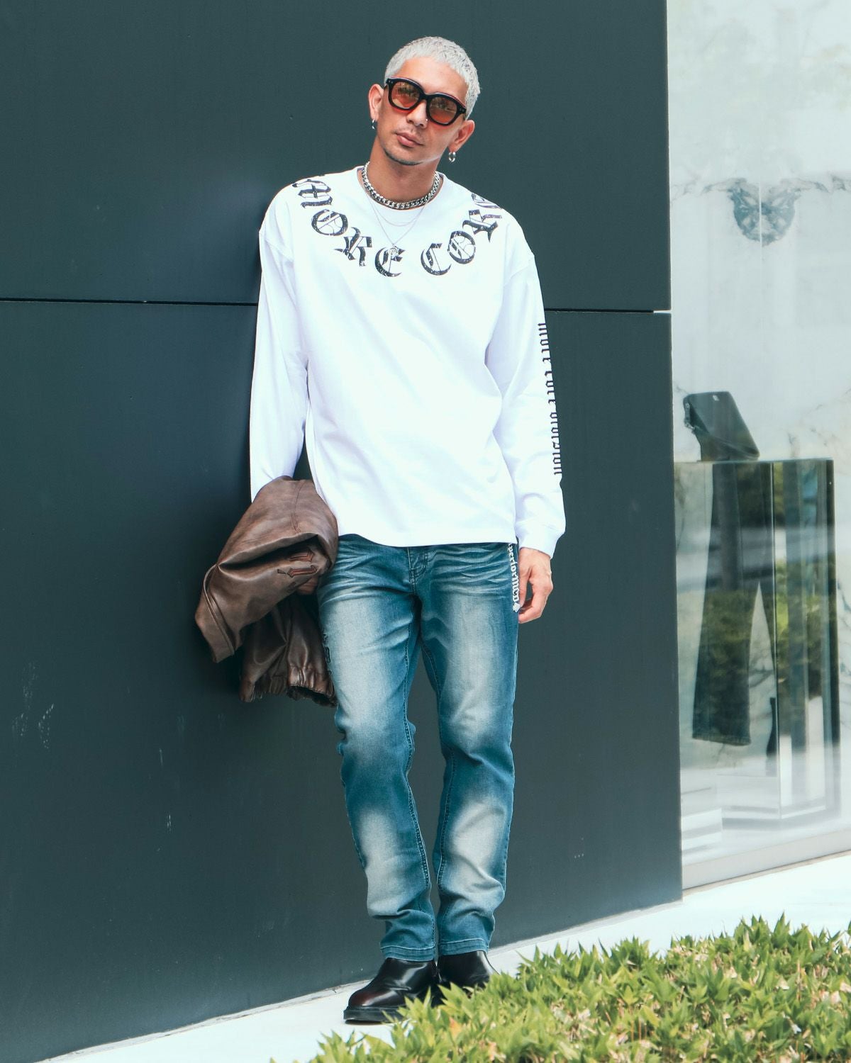 ホワイト:183cm(Lサイズ着用)