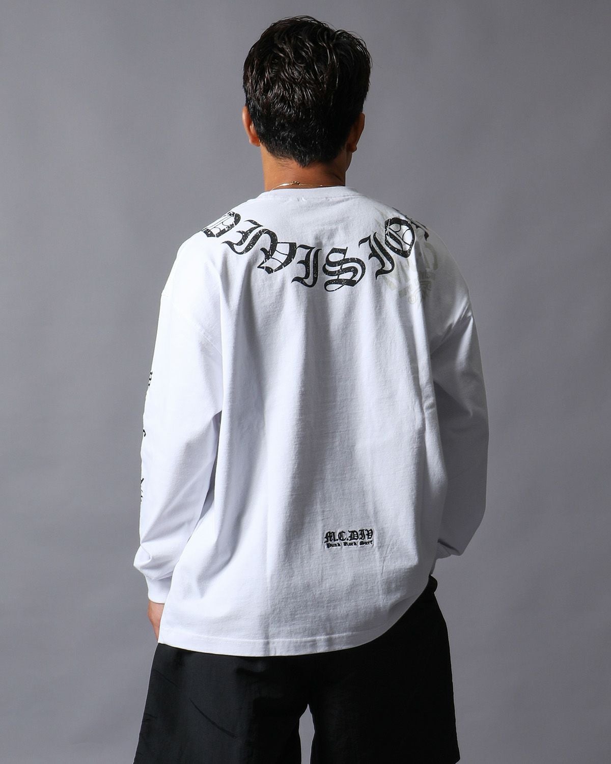 MCD] アラウンド ザ ネック ロゴ ロンT | PEET ONLINE STORE