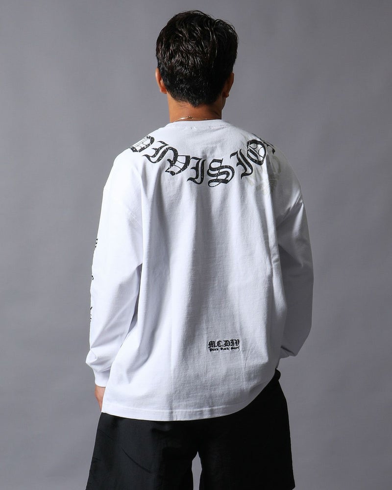 ホワイト:165cm(Lサイズ着用)