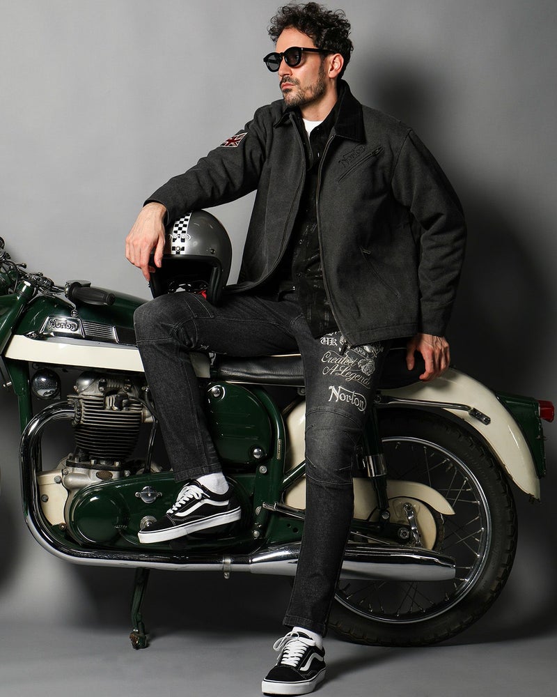 ブラック：186cm(Lサイズ着用)