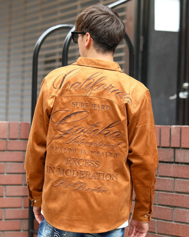 キャメル：180cm/70kg(Lサイズ着用)