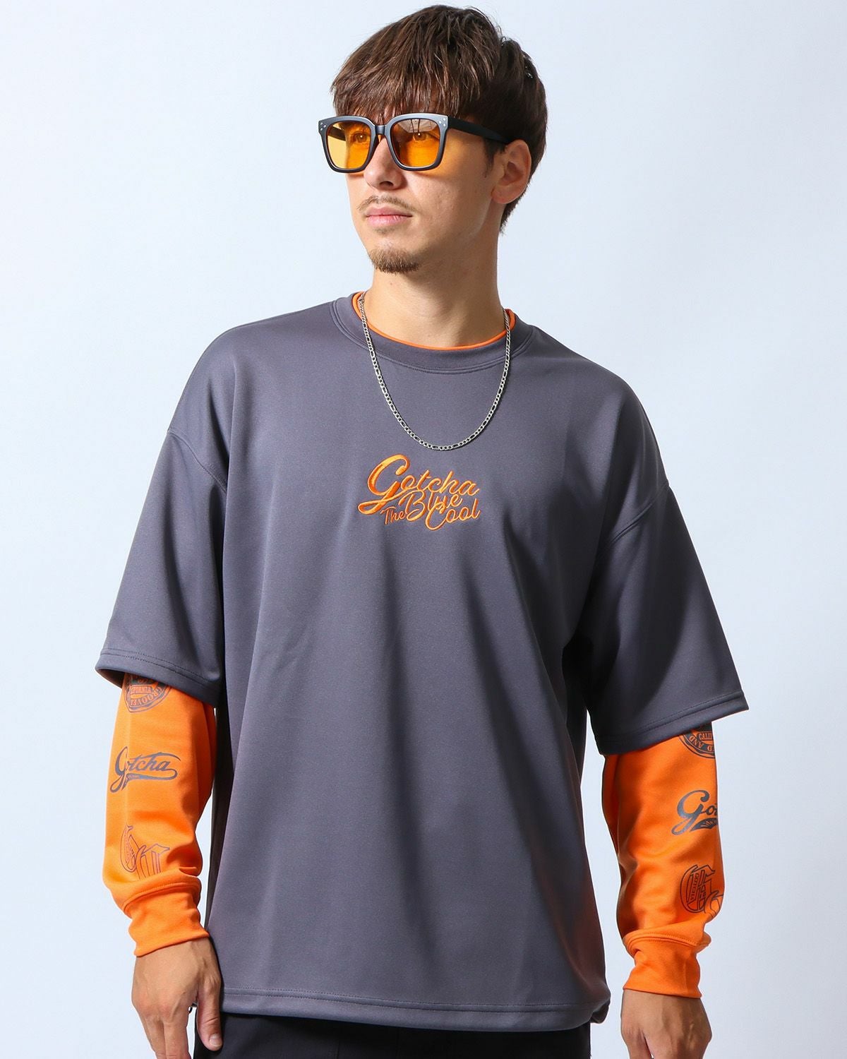 チャコール：180cm/70kg(Lサイズ着用)