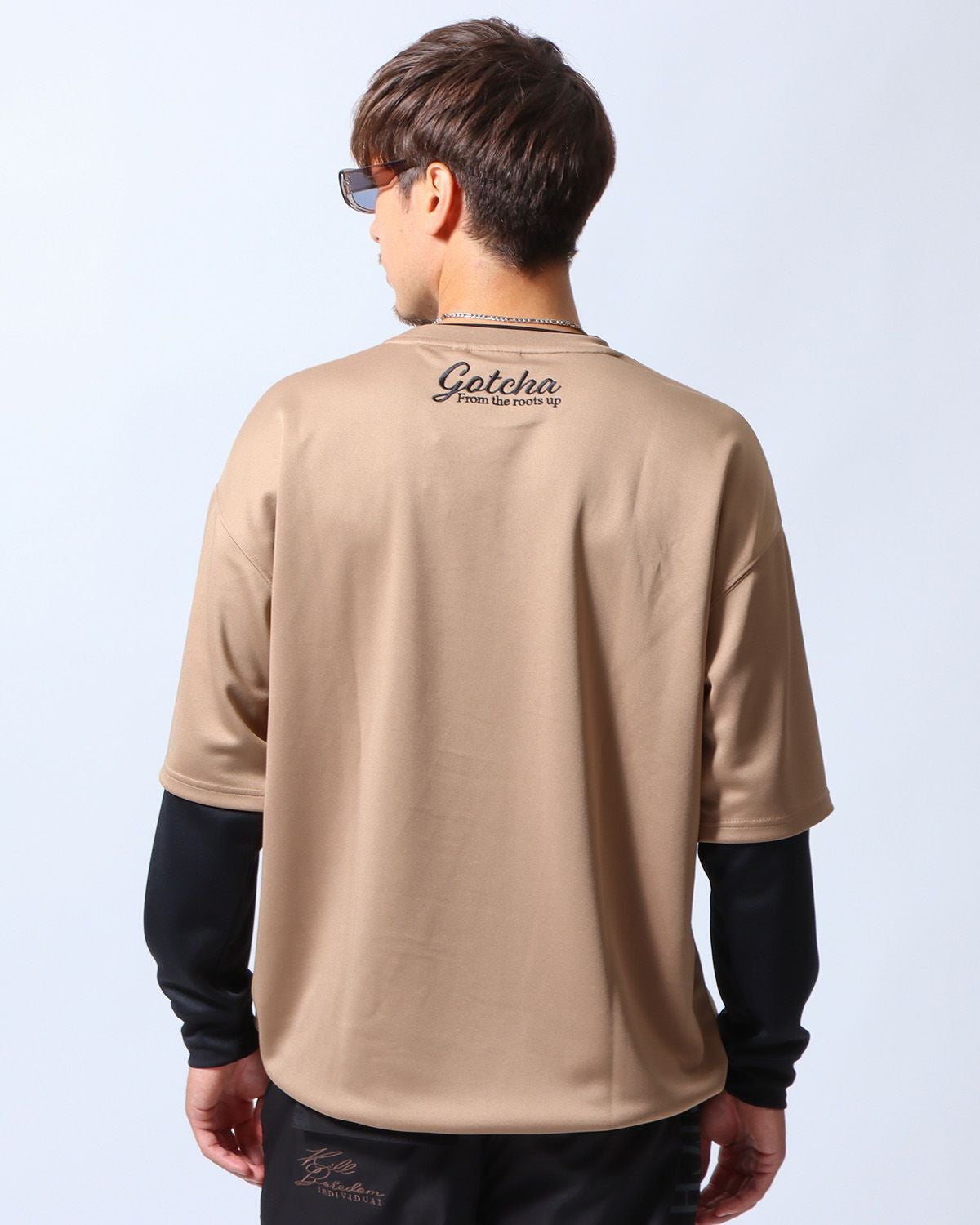 ベージュ：180cm/70kg(Lサイズ着用)