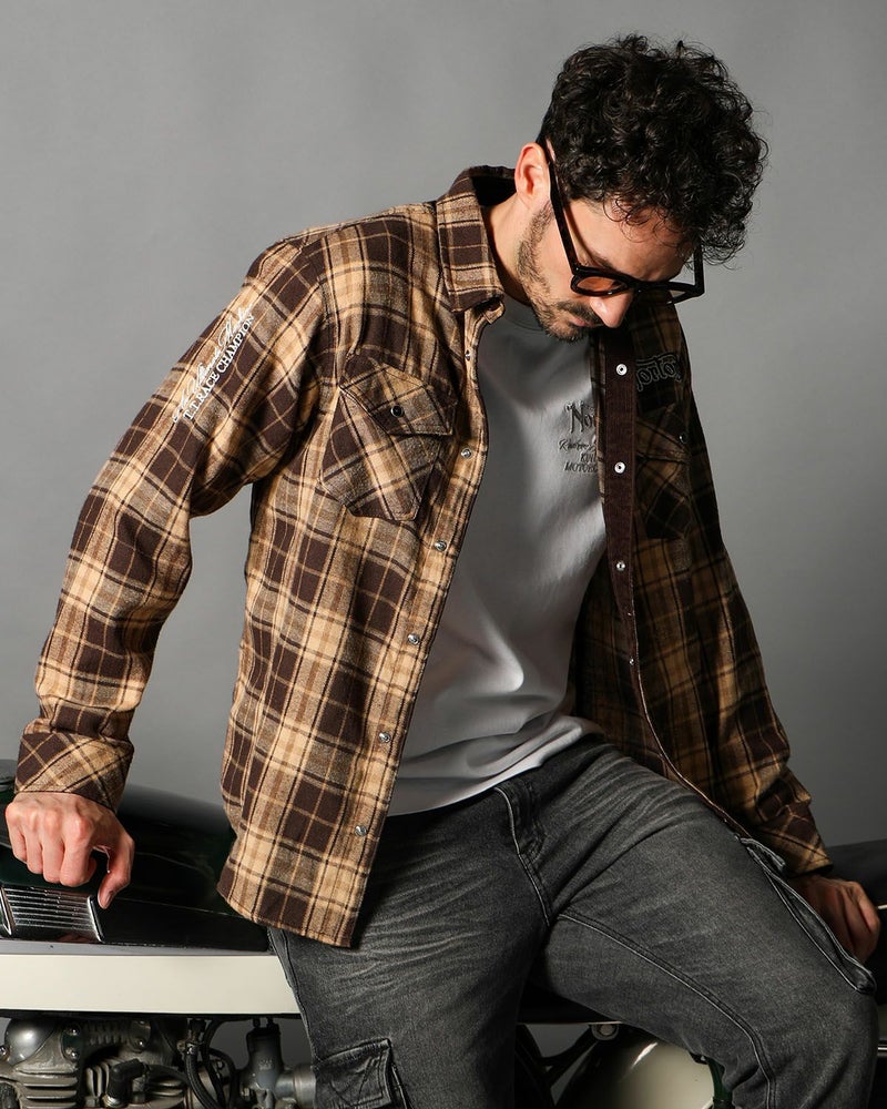 ブラウン：186cm(Lサイズ着用)