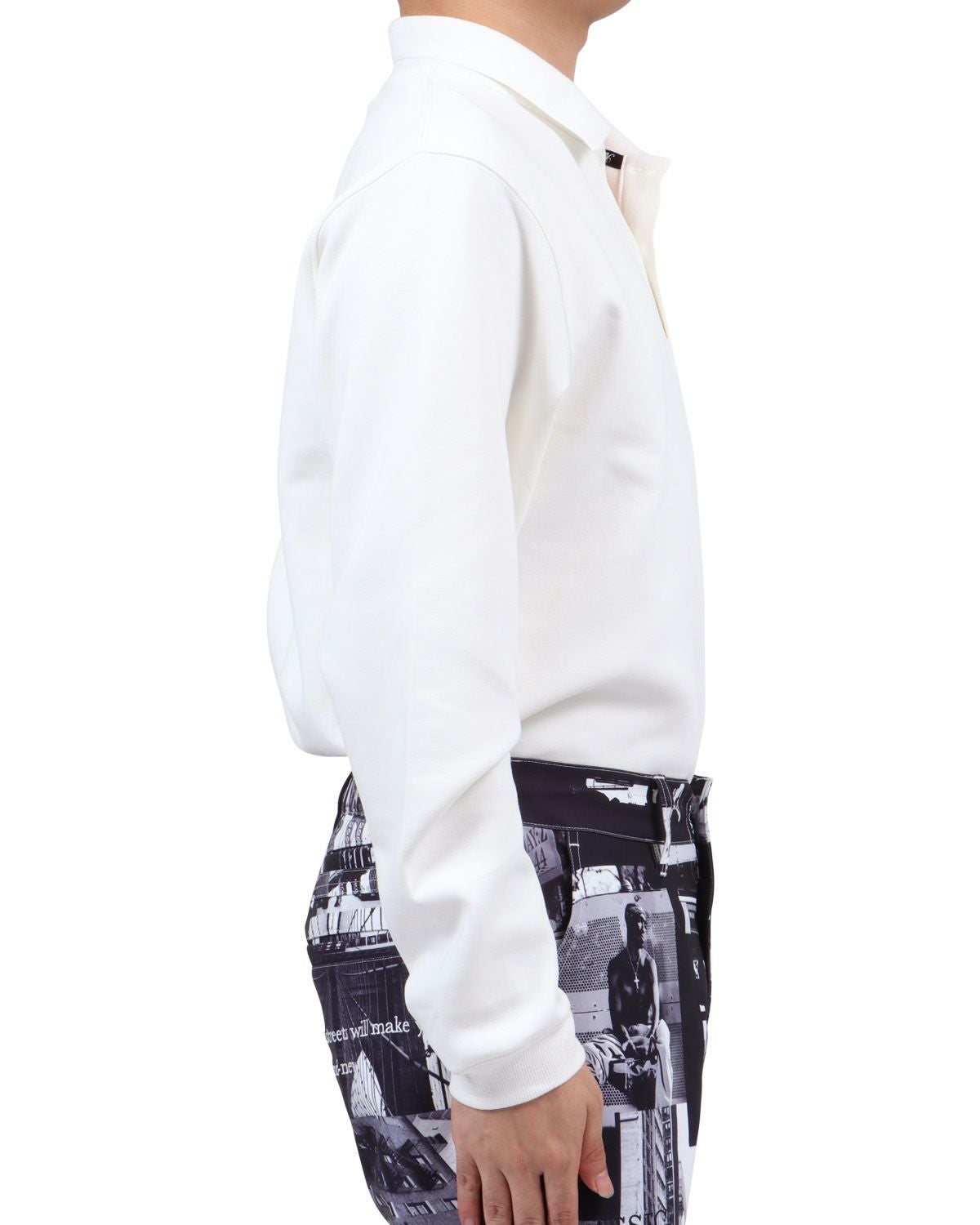 ホワイト：173cm63kg(Lサイズ着用)