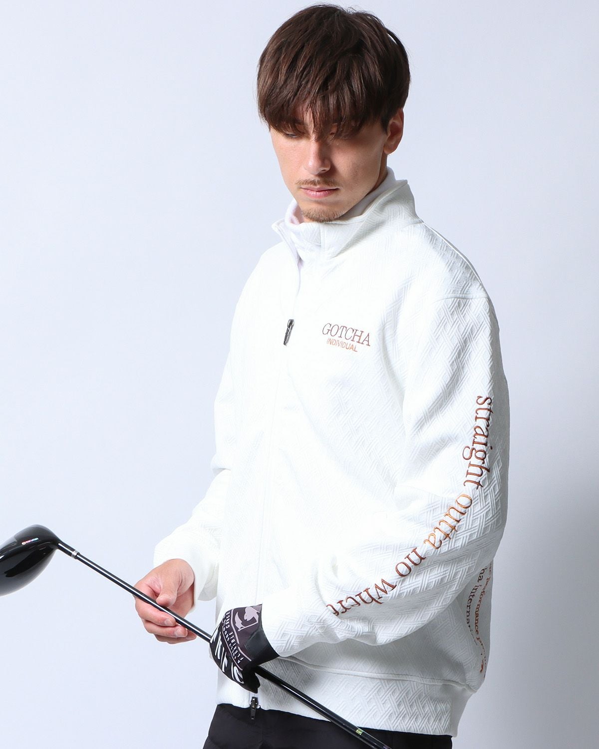 ホワイト：180cm/70kg(Lサイズ着用)