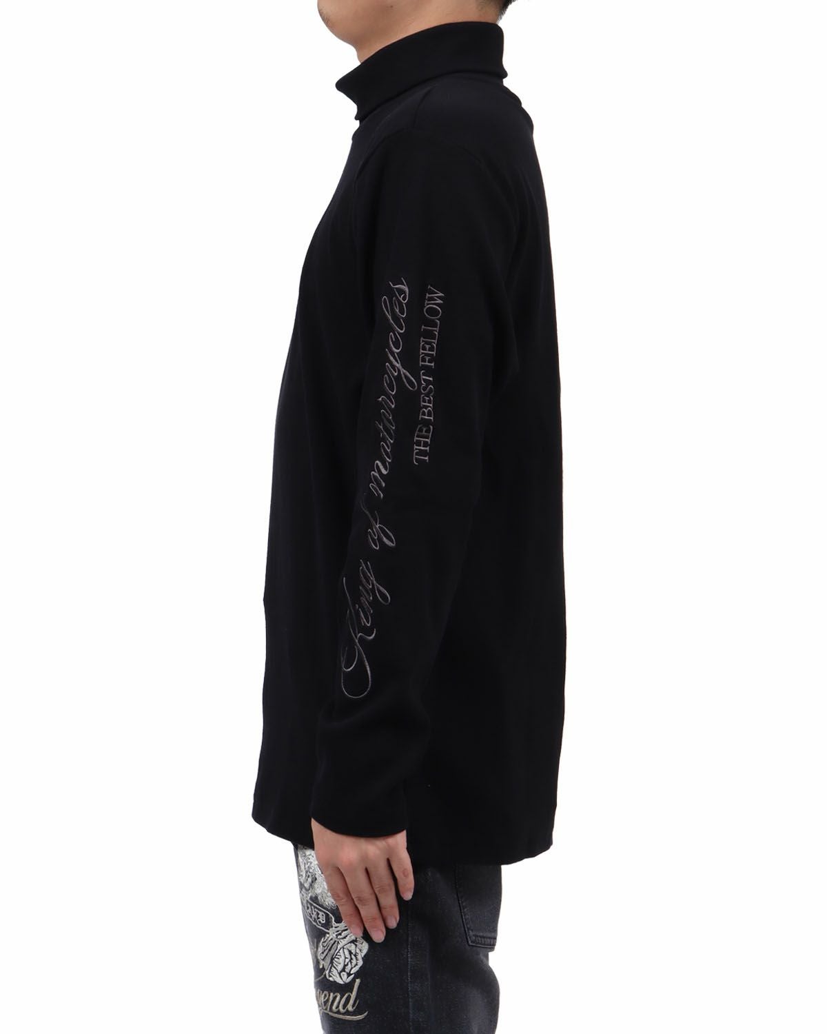 ブラック：173cm63kg(Lサイズ着用)