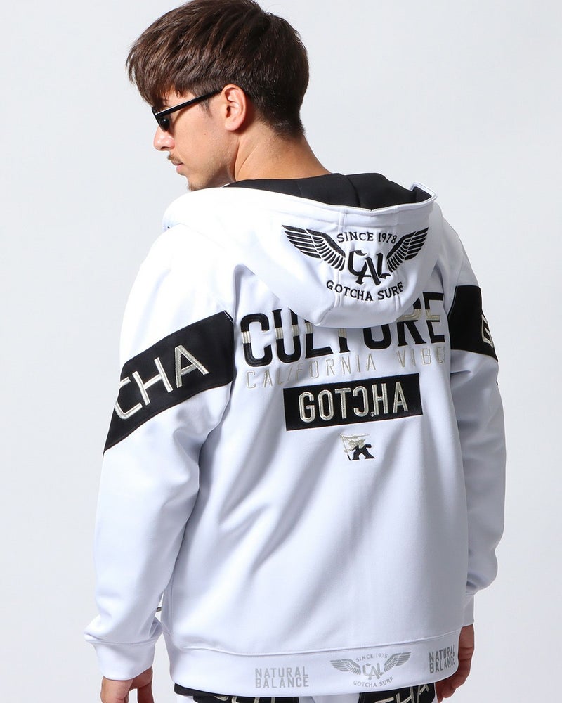 ホワイト：180cm/70kg(Lサイズ着用)