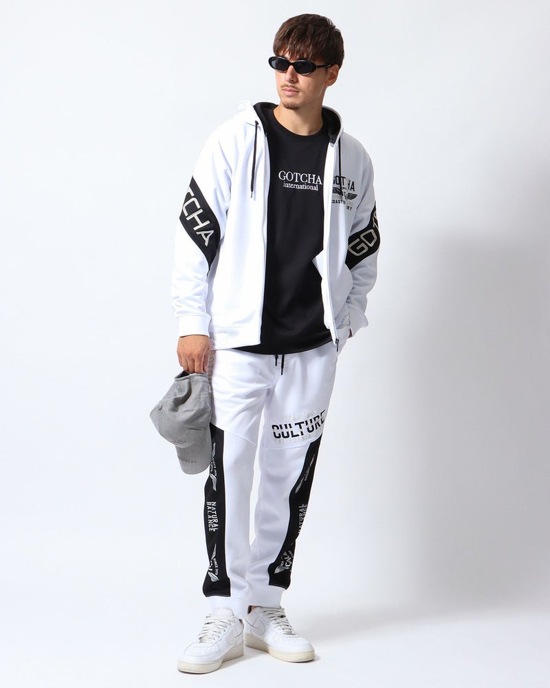 ホワイト：180cm/70kg(Lサイズ着用)