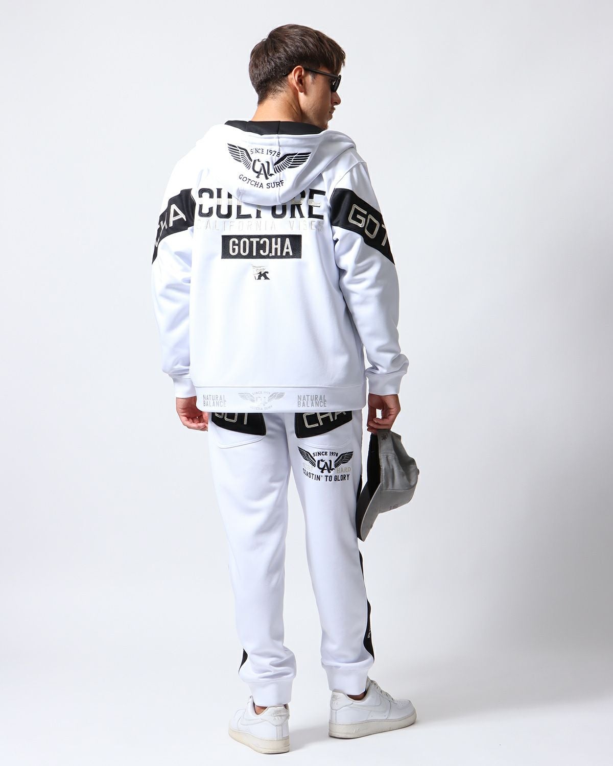 GOTCHA] メタリック 袖切替 ジップパーカー | PEET ONLINE STORE