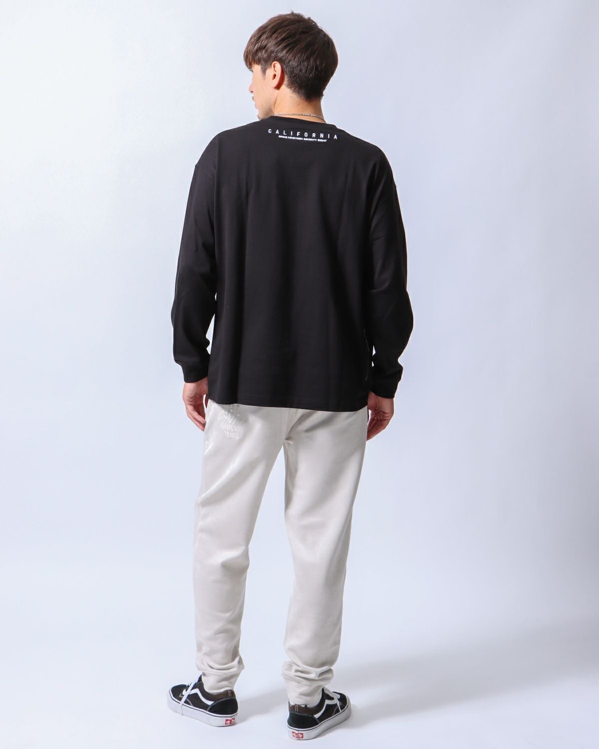 キナリ：180cm/70kg(Lサイズ着用)