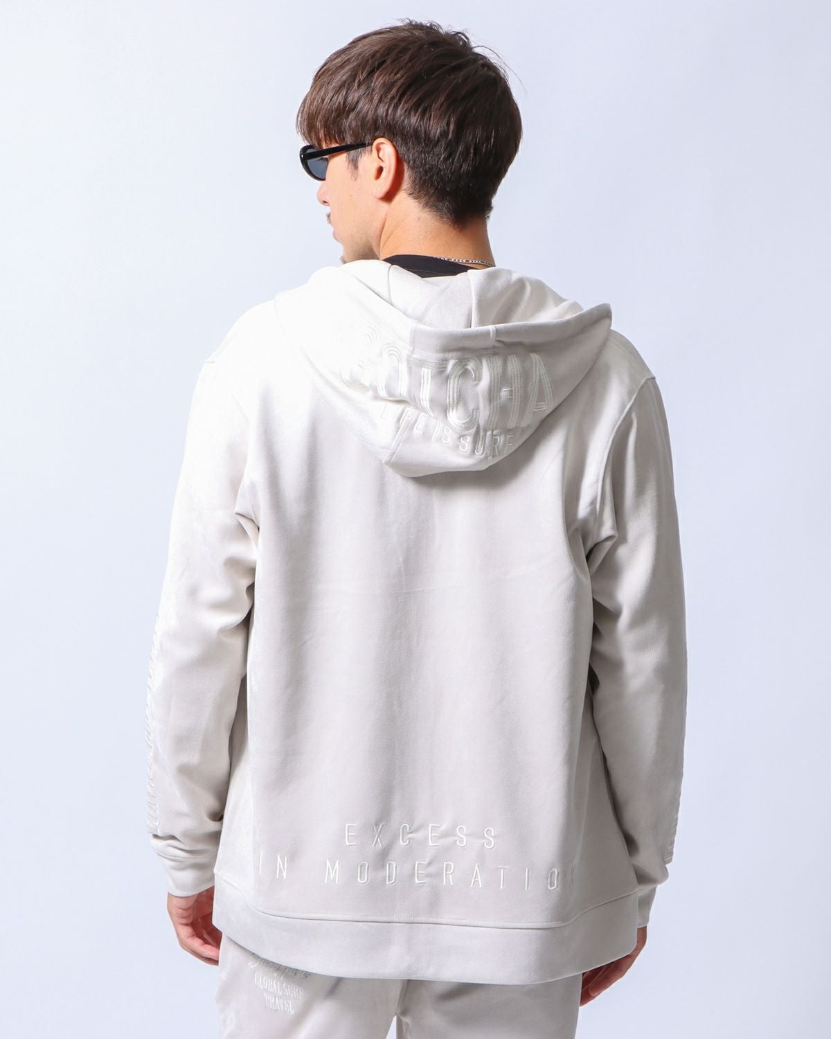 キナリ：180cm/70kg(Lサイズ着用)