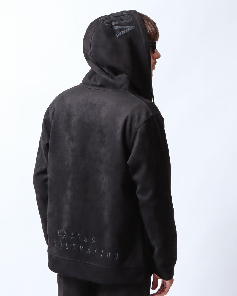 ブラック：180cm/70kg(Lサイズ着用)