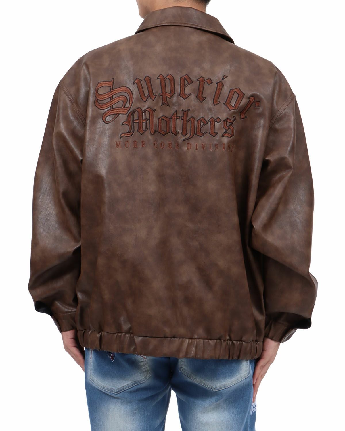 ブラウン：173cm63kg(Lサイズ着用)