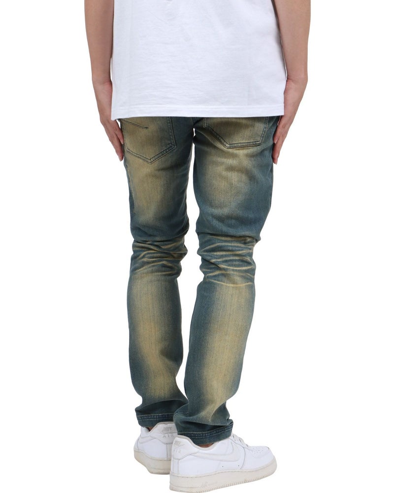 ブリーチ：173cm63kg(Lサイズ着用)