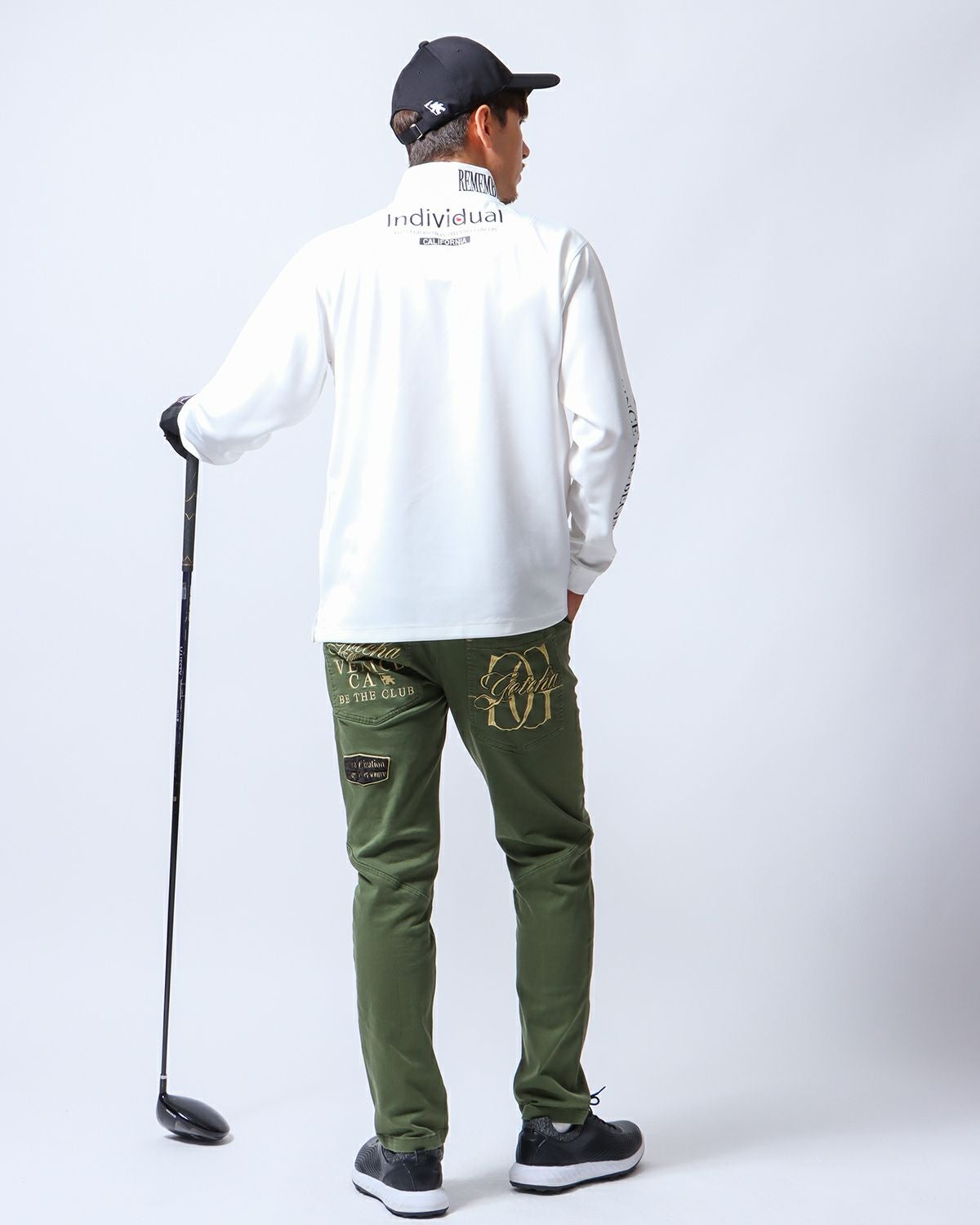 ホワイト：180cm/70kg(Lサイズ着用)