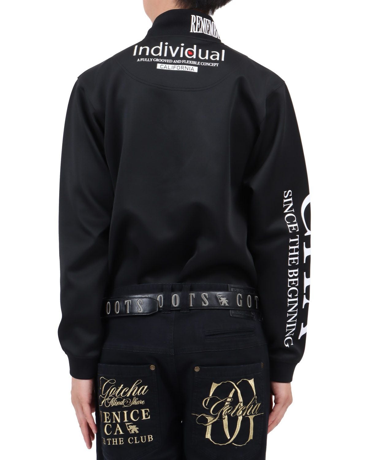 ブラック：174cm62kg(Lサイズ着用)