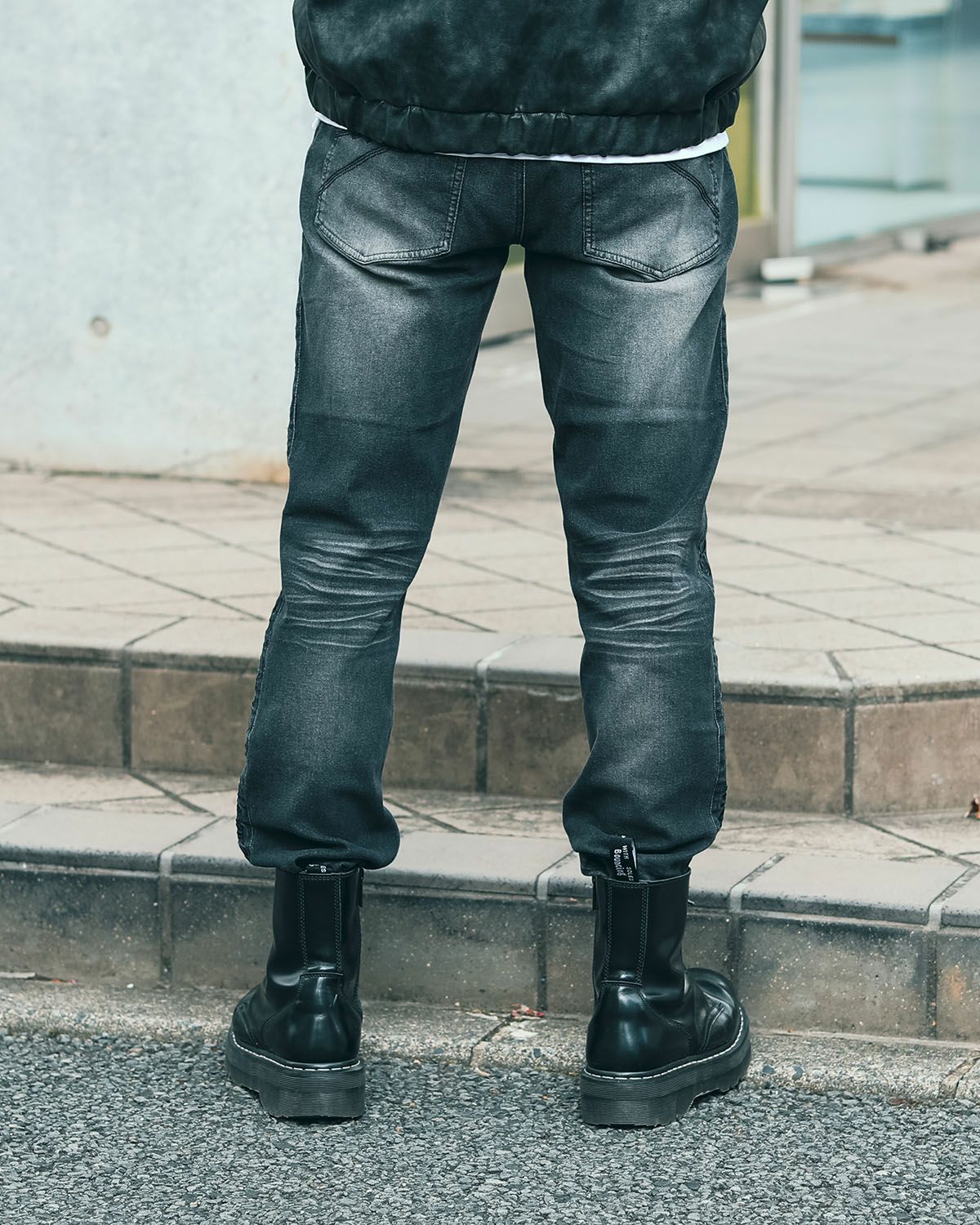 ブラック:183cm(Lサイズ着用)