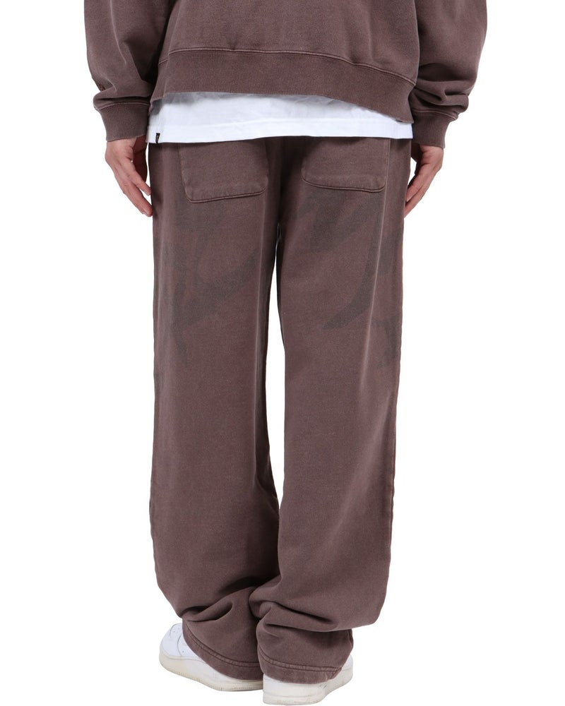 ブラウン：174cm62kg(Lサイズ着用)