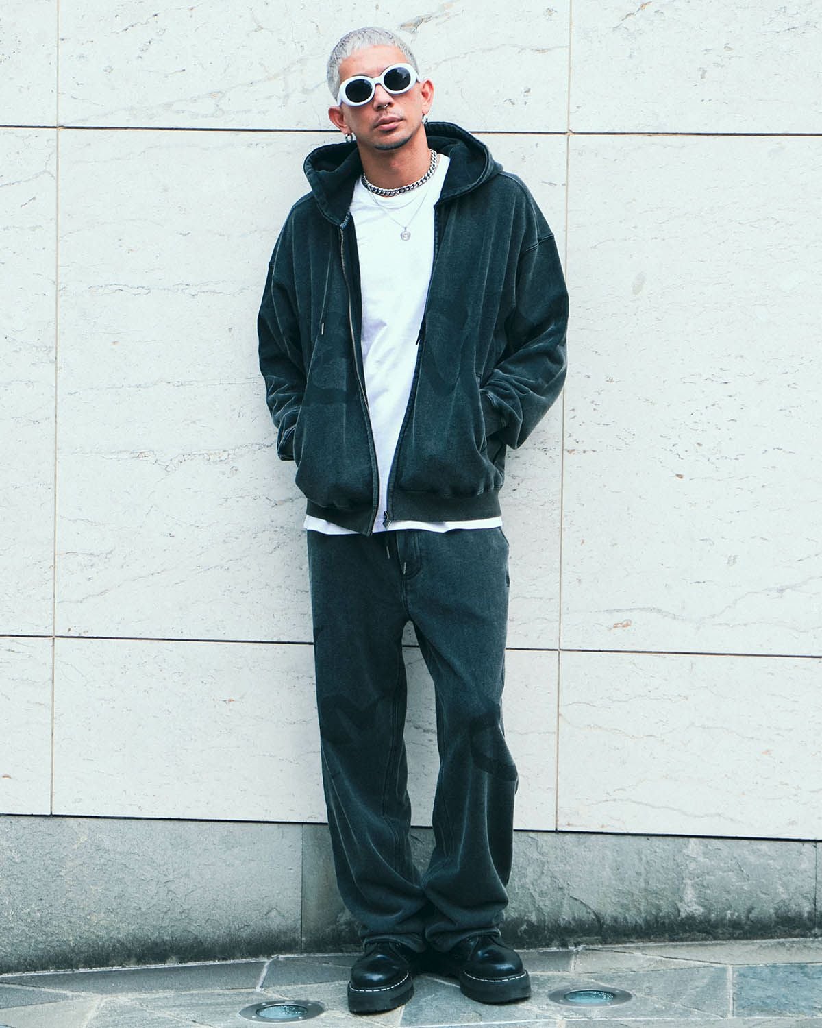 ブラック:183cm(Lサイズ着用)