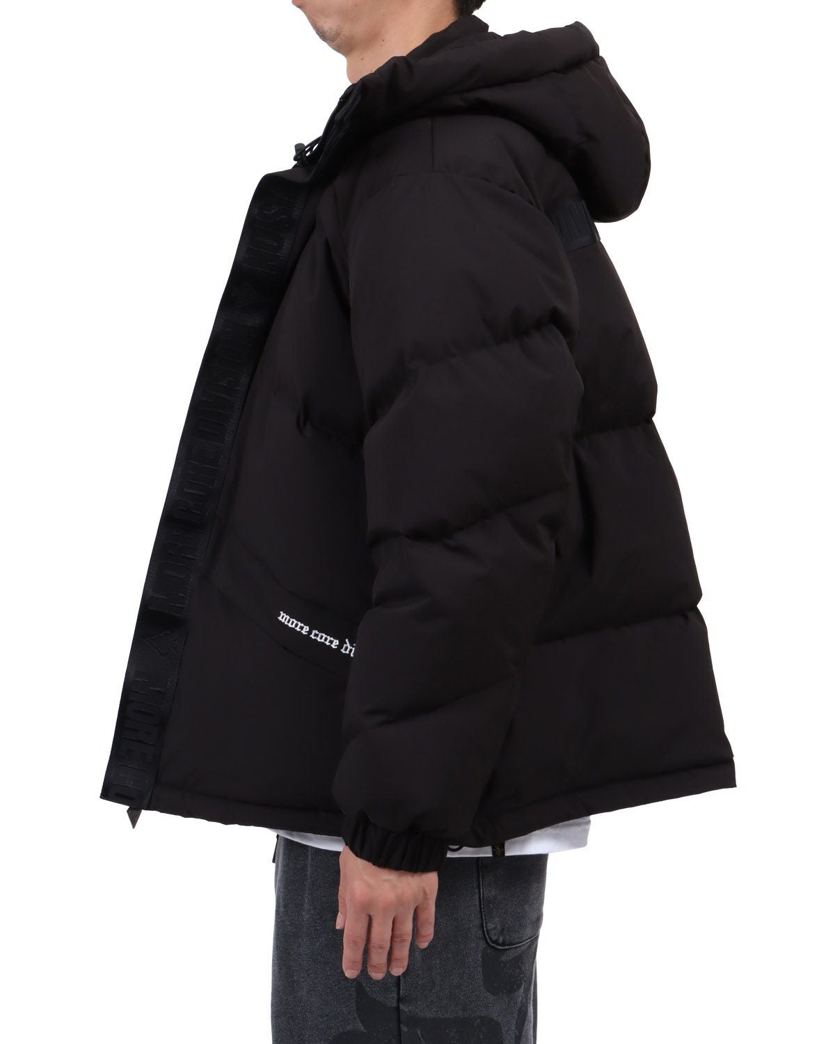 ブラック：174cm62kg(Lサイズ着用)