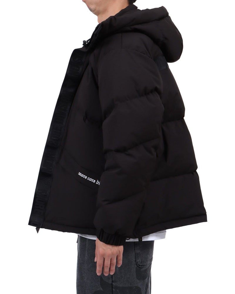 ブラック：174cm62kg(Lサイズ着用)