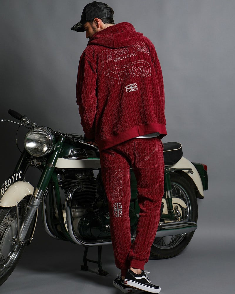 バーガンディ：186cm(Lサイズ着用)