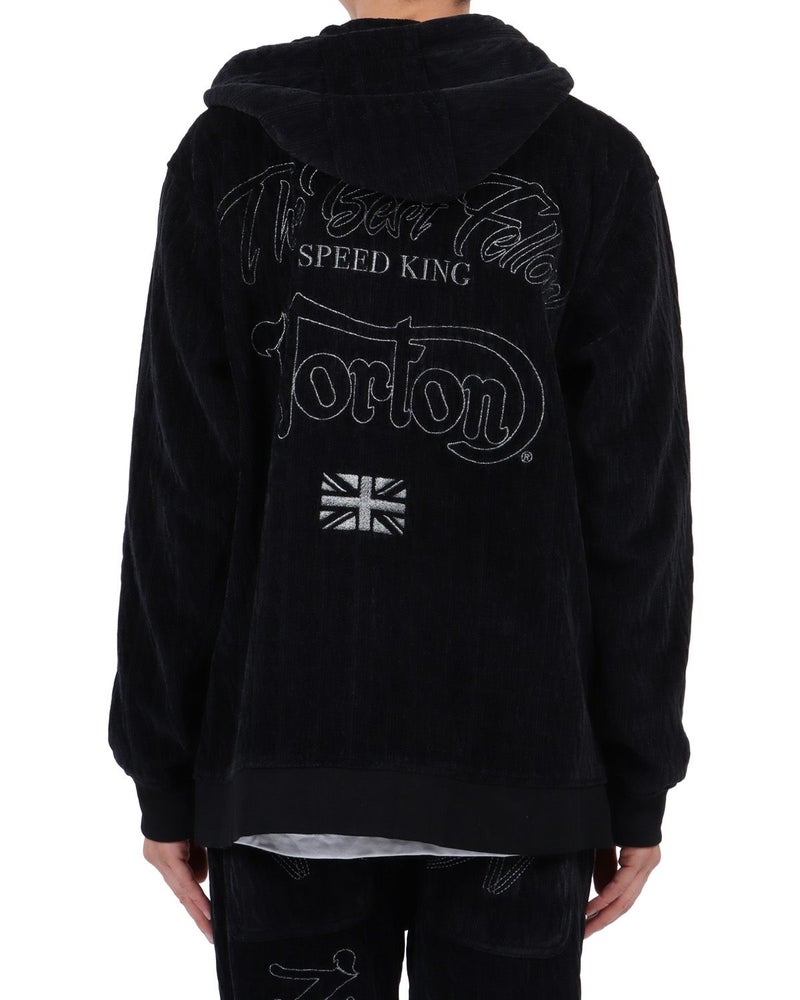 ブラック：174cm62kg(Lサイズ着用)