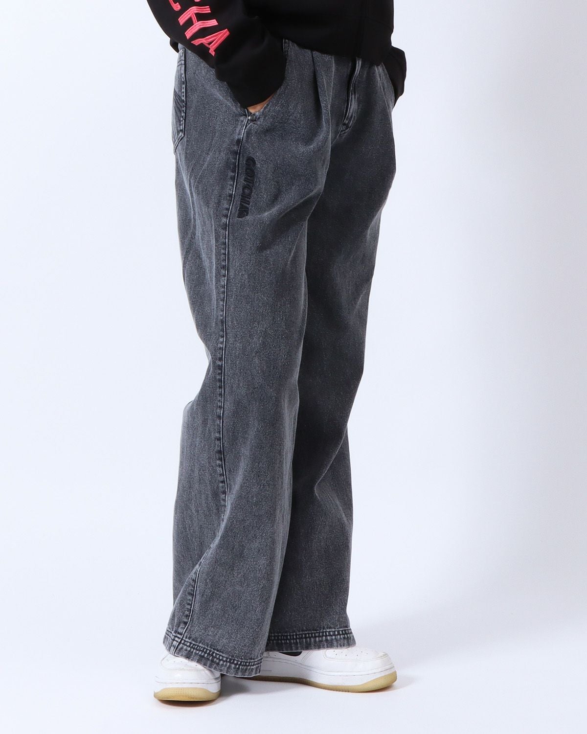 ブラック：167cm(Lサイズ着用)